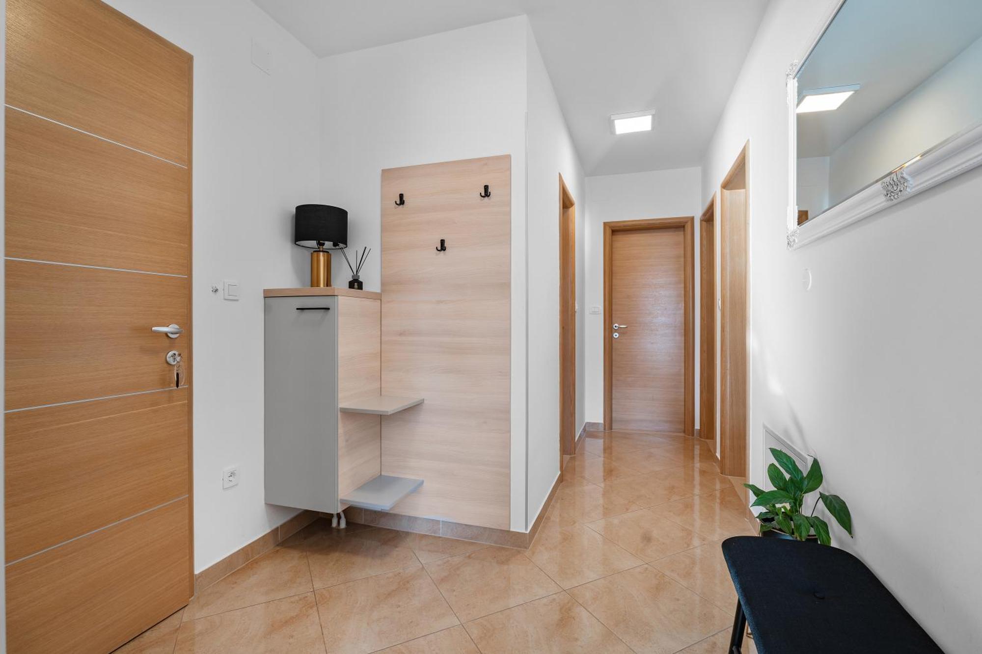 Apartments Bakota Omis Luaran gambar