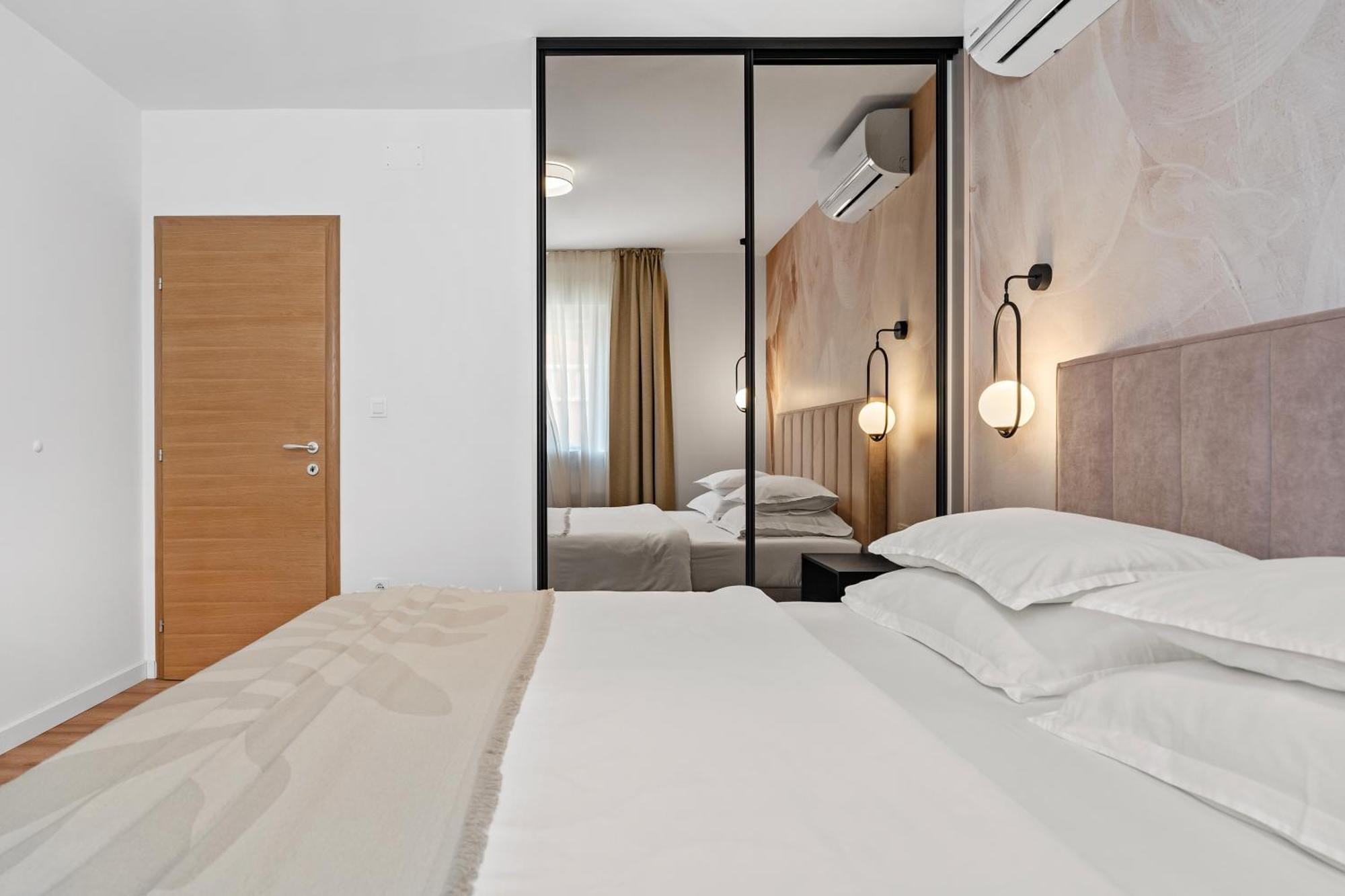 Apartments Bakota Omis Luaran gambar