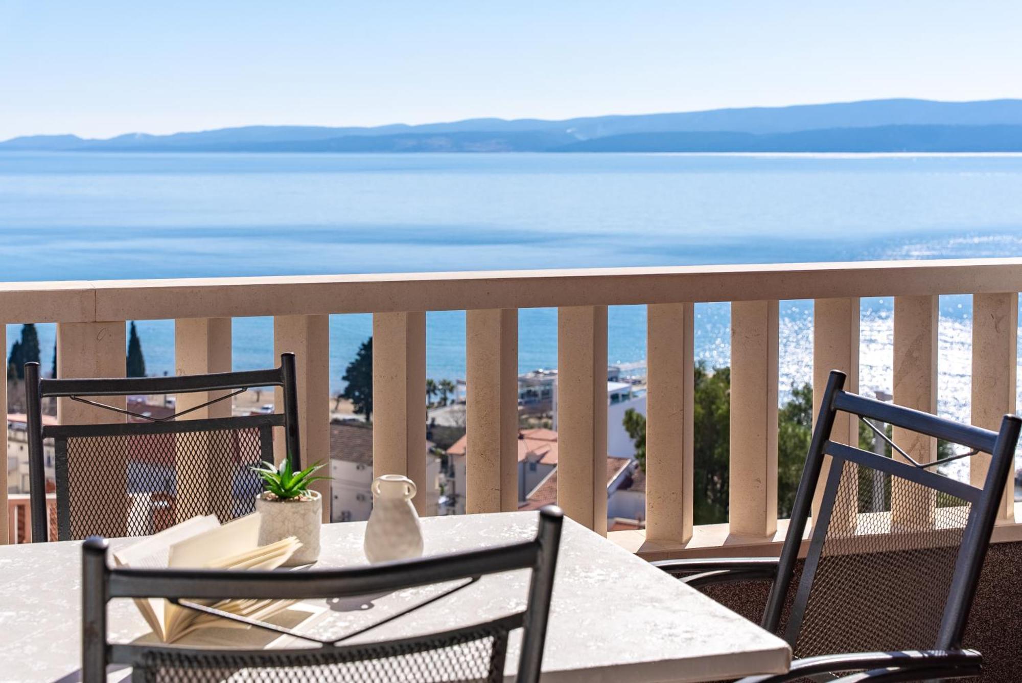 Apartments Bakota Omis Luaran gambar