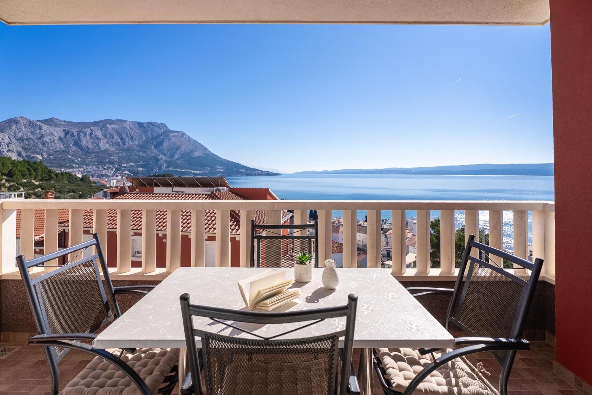Apartments Bakota Omis Luaran gambar