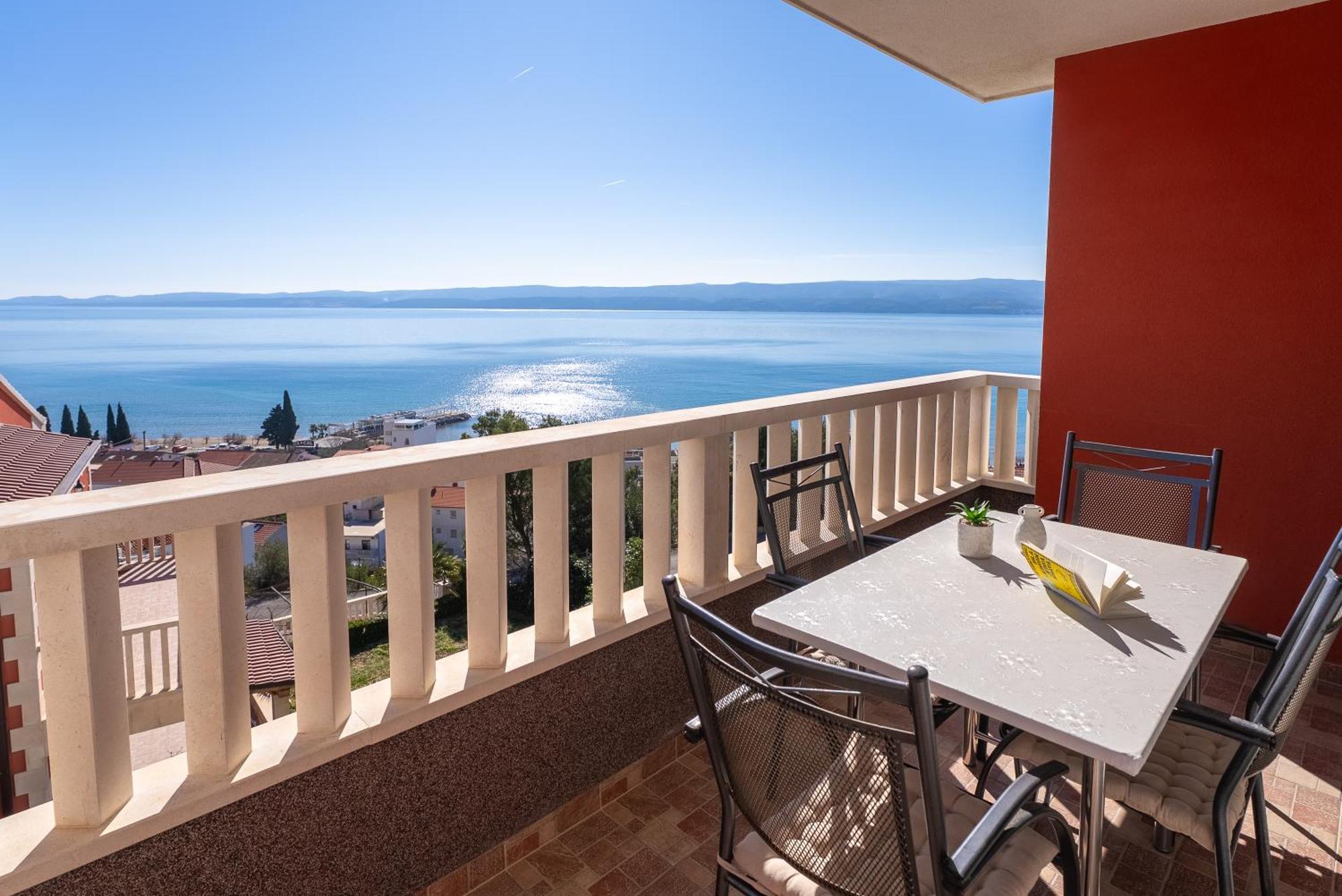 Apartments Bakota Omis Luaran gambar